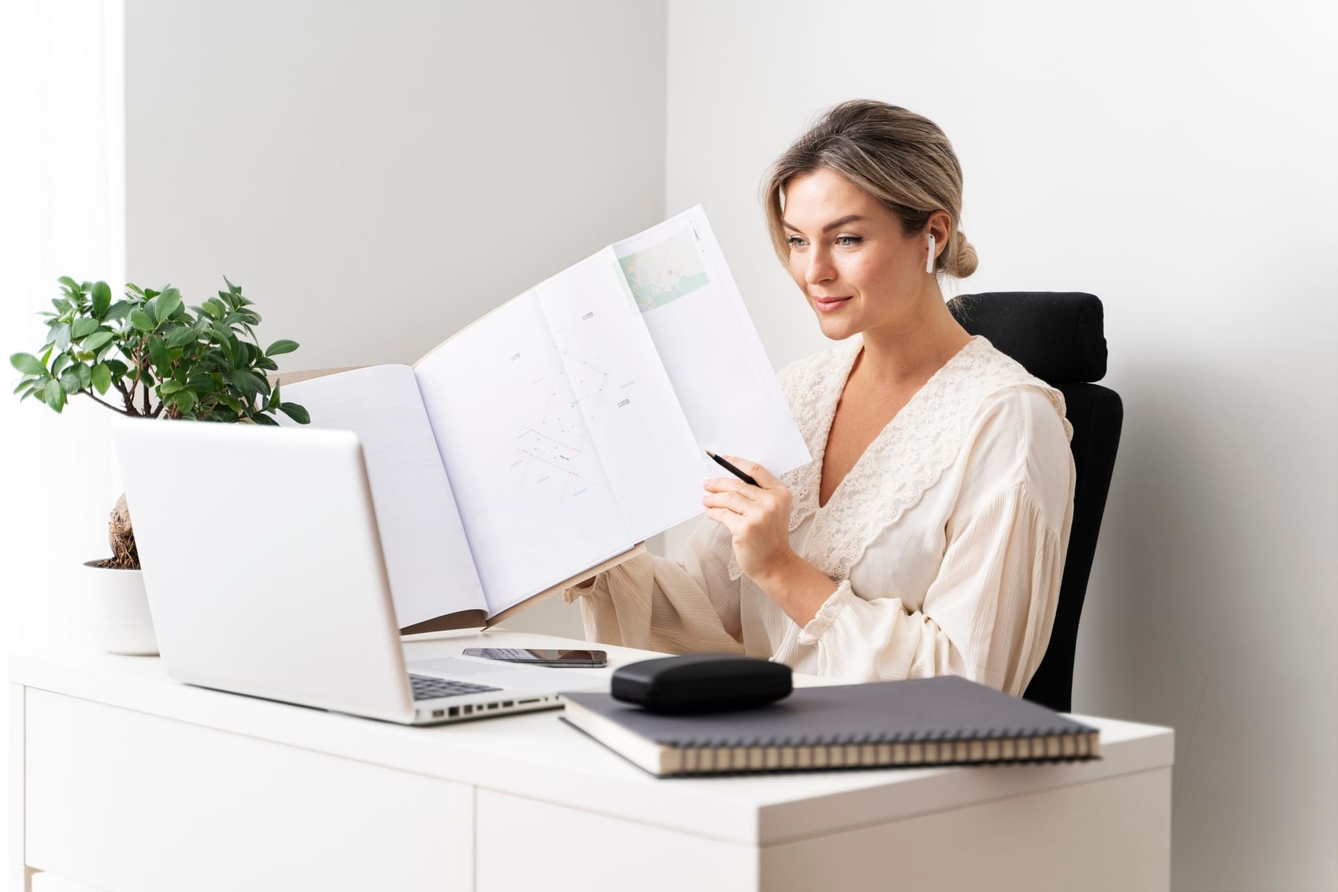 Comparing accounting approaches for healthcare practices